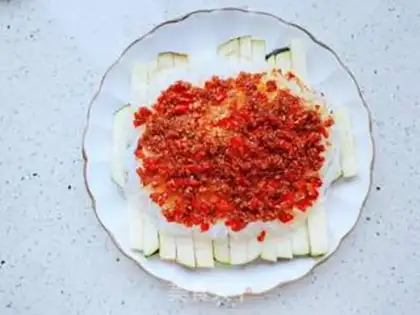 Make Garlic fan saffron step 6