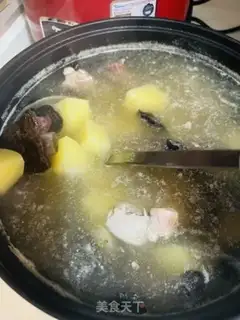 Make Potato stew with gravy step 2