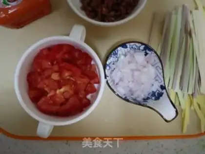 Make Tomato beef noodles step 1