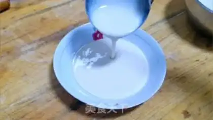 Make White noodle bowl step 3