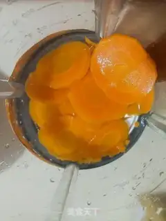 Make Colored meat buns step 1