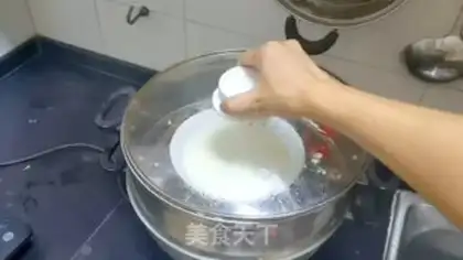 Make White noodle bowl step 4
