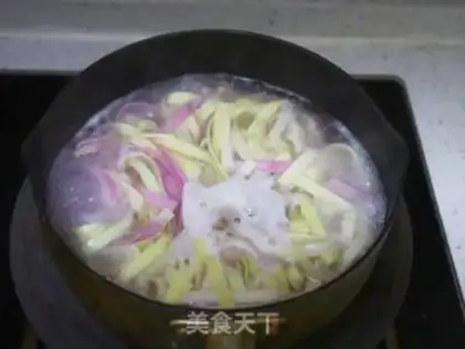 Make Tomato beef noodles step 6