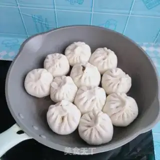 Make Pork, bean bun step 12