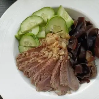 Make cucumber-mix beef step 13