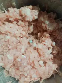 Make Colored meat buns step 5