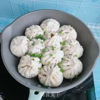 Make Pork, bean bun step 16