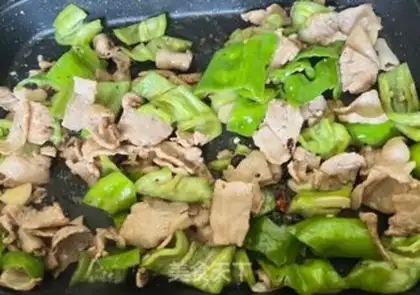 Make Fried meat step 1