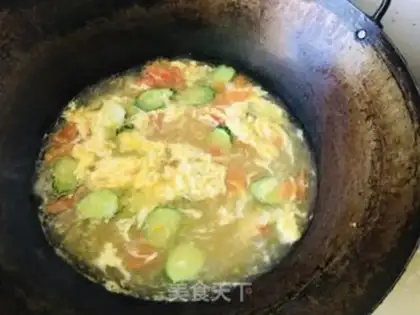 Make Tomato egg soup step 4