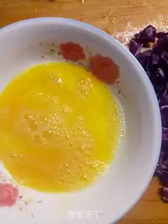 Make ♪ ♪ ♪ Blue fried eggs ♪ step 1