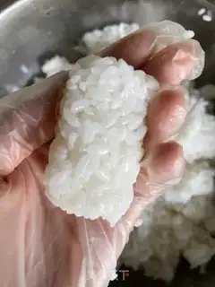 Make Fishseed sushi step 1