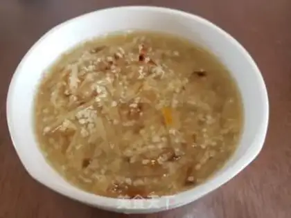 Make Wheat sprouts and gravy step 2