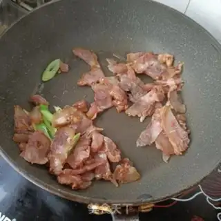 Make Paprika fried hooves step 3