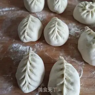 Make A radish meat bun step 21