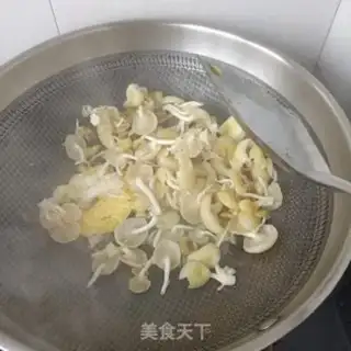 Make Sodium mushroom eggs step 5