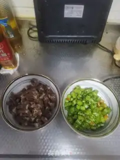 Make Hot chicken heart step 1