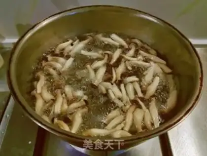 Make Crab mushrooms and broccoli step 2
