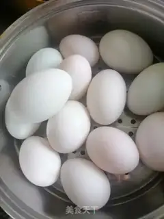 Make A simple duck egg step 0