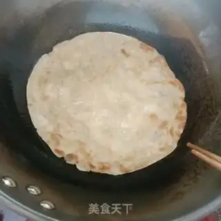 Make Hand grab cake step 4
