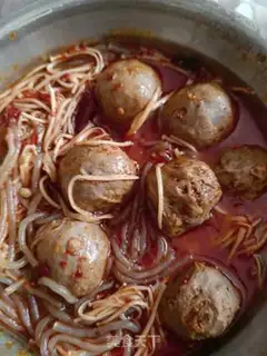 Make Hot pot meatballs step 6