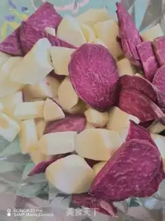 Make Potato-fruit step 0