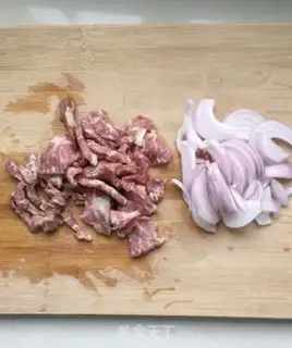 Make Onion beef step 1