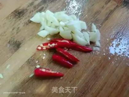 Make Spicy four-season beans step 0