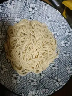 Make Hot dry noodles step 5