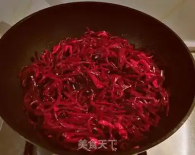 Make Scrawny sauce, red head step 11