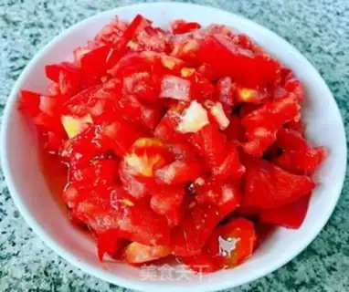 Make Tomato lunch and eggnog noodles step 4