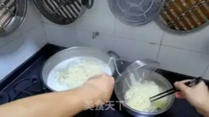 Make Garlic noodles step 7