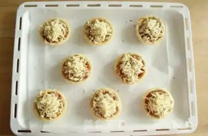 Make Little egg-tip pizza step 4
