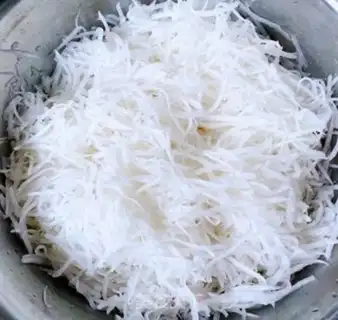 Make Double radish silkballs step 1