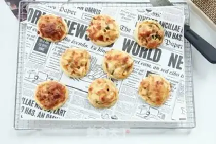 Make Little egg-tip pizza step 7