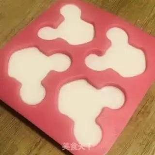 Make Milk and ice step 0