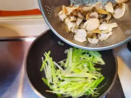 Make Onion abalone step 12
