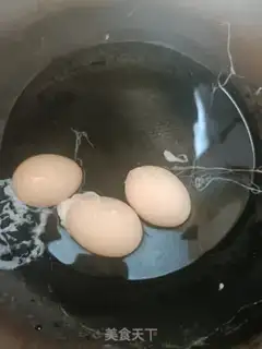 Make Cook an egg platter step 1