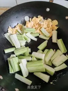 Make Smelt fried eggs step 4