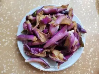 Make A five-flower eggplant fan step 3
