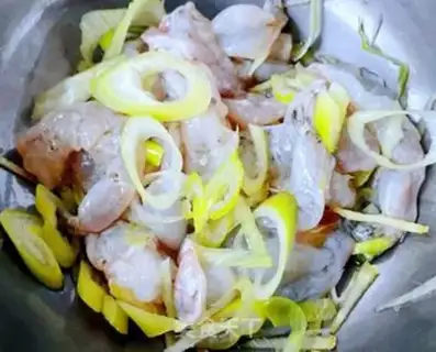 Make Fried shrimp steamed eggs step 3