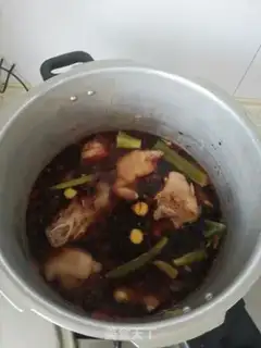 Make Hot pig hoof step 5