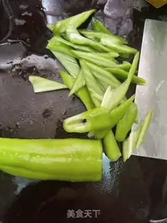 Make Pyramid fried soup step 2