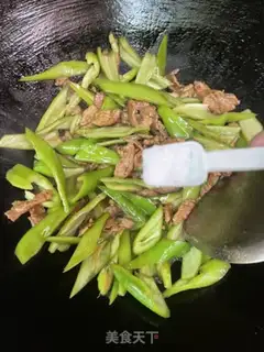 Make Pyramid fried soup step 7