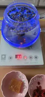 Make A tea with an ostrich step 2