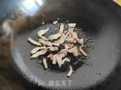 Make Five pork and eggplant to burn potatoes step 4