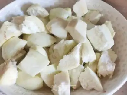 Make Garlic sesame sauce and eggplant step 1