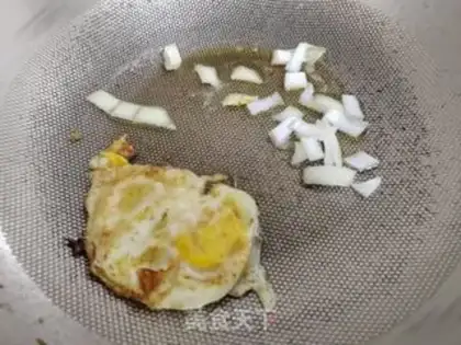 Make Hot soy noodle step 2
