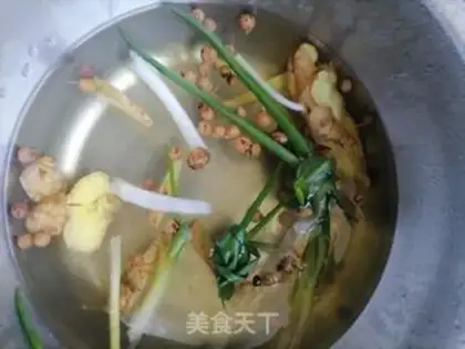 Make Pork dumplings step 2