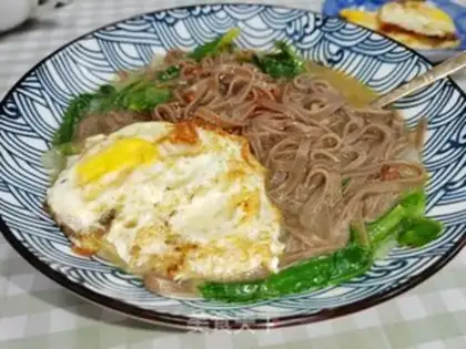 Make Hot soy noodle step 5