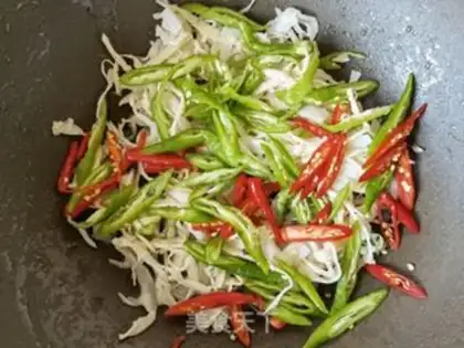Make The rice is fried meat step 10